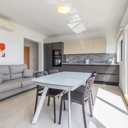 Apartamento New Top Floor Enjoy Opening Views San Ġwann